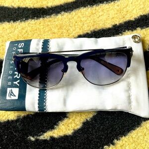 Sperry Top-Sider sunglasses